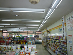 コンビニエンスストア：センター宮本店